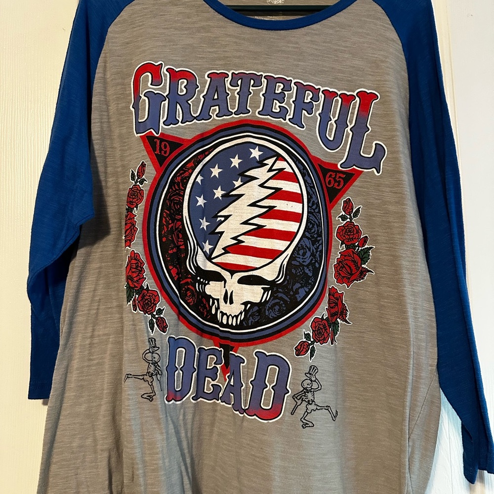 Grateful Dead Gray and Blue Women's Top